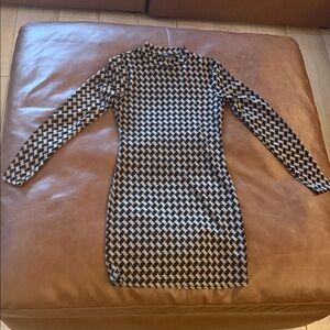 Lulu's Black & White Houndstooth Long Sleeve Bodycon Dress